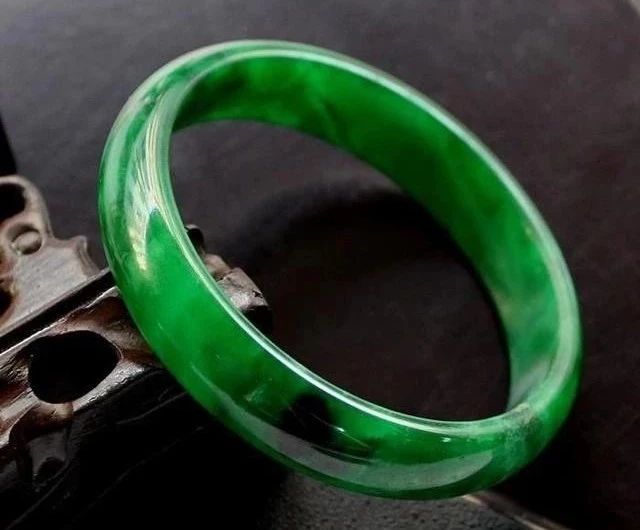 铁龙生翡翠到底值不值钱？  第3张