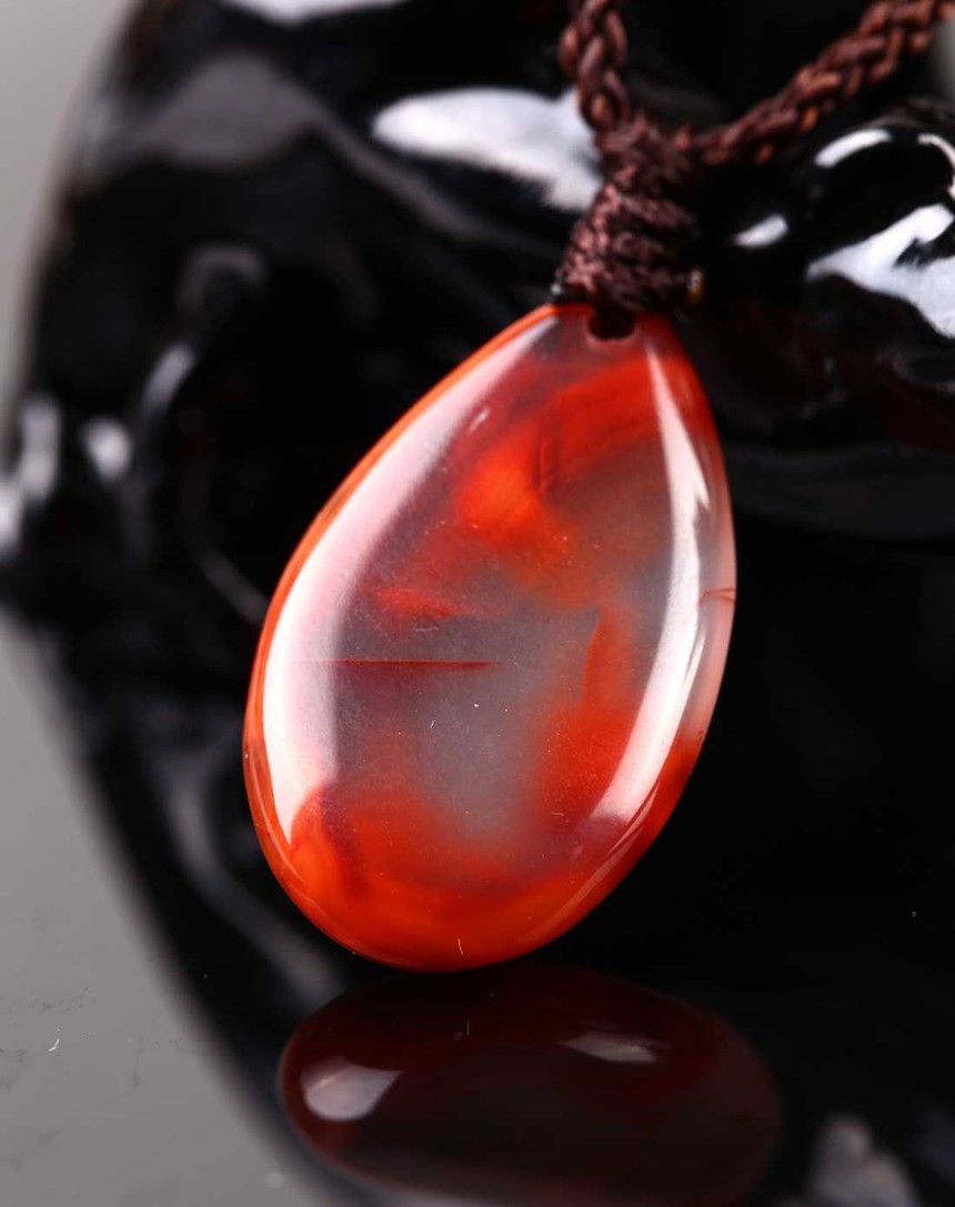 淡阳绿什么样的南红升值潜力更大，更值得收藏？  第4张