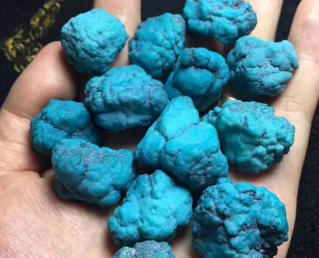 中国翡翠批发哪里出产的绿松石价值最高？  第9张