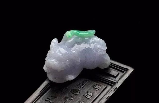 翡翠手镯多宽好看翡翠交易市场里的那些“潜规则”  第3张