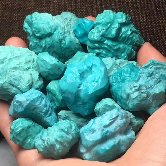 中国翡翠批发哪里出产的绿松石价值最高？  第7张