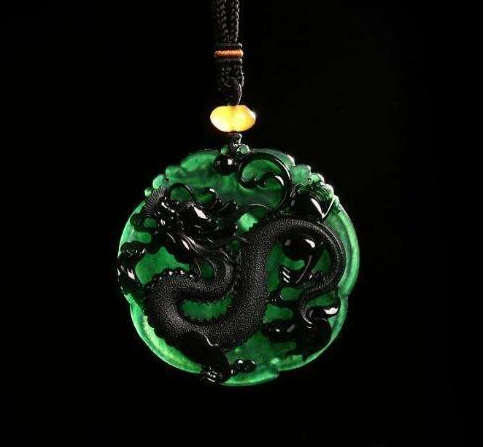 墨翠目前的市场价值如何？选购应注意哪些方面？  第1张