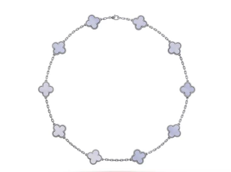 买什么牌子的翡翠手镯真相还是炒作：玉髓这样的地摊货，被老外卖了十几万？  第6张