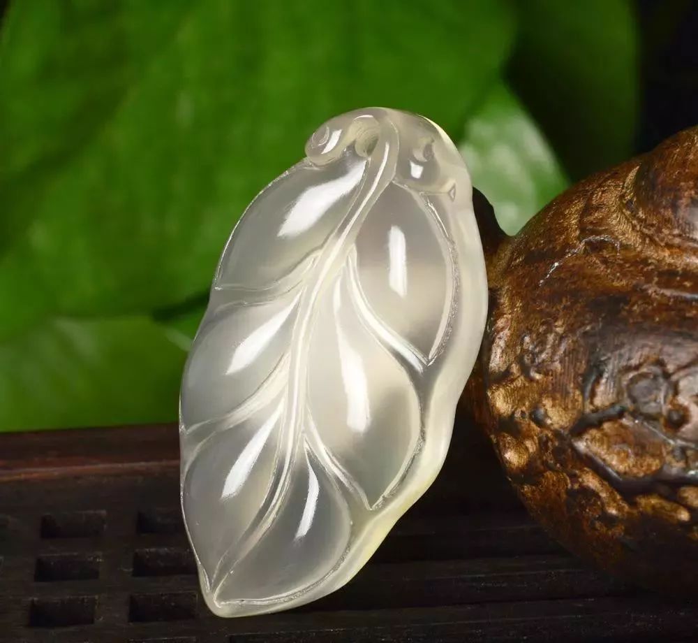 揭秘：一小块玉髓卖到了350万？  第4张