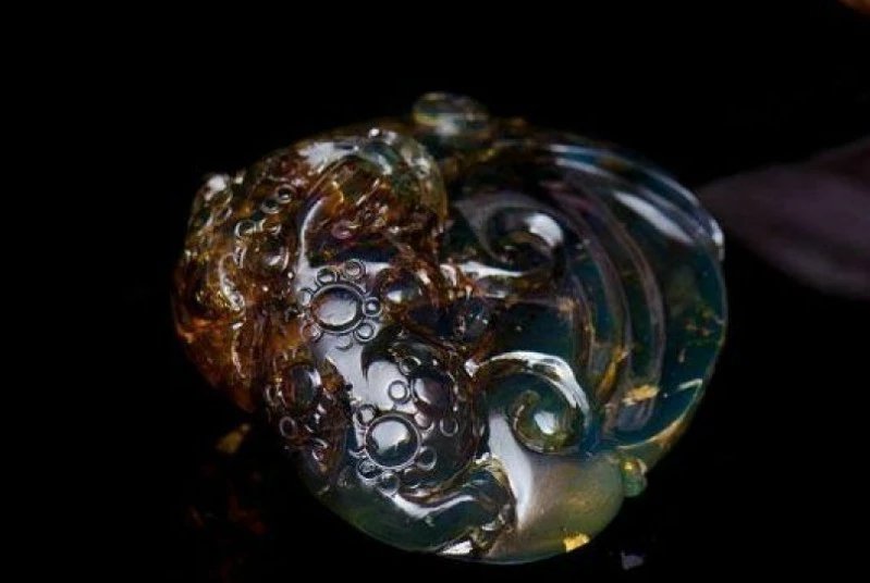 看天然琥珀价格走势，收藏价值如何？  第24张