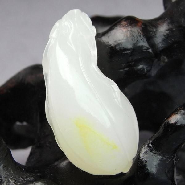 全国最大的玉石成品批发市场在哪里羊脂白玉与和田玉白玉十分相似，如何区分呢？  第5张