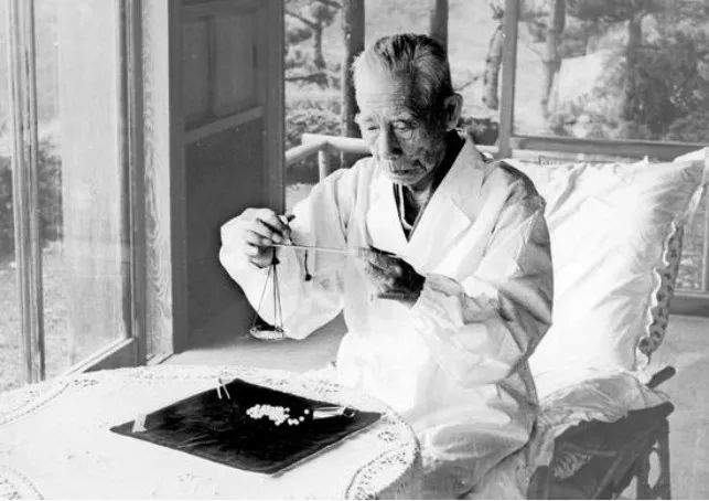 南洋珍珠和AKOYA珍珠作为升值黑马，很受市场关注，哪个更值得入手呢？  第19张