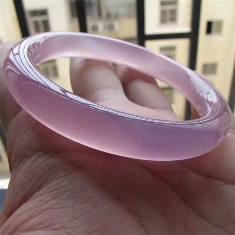 揭秘：一小块玉髓卖到了350万？  第18张