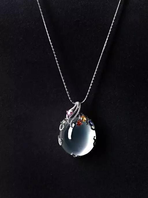 翡翠蛋面这么小，为什么敢叫价几万几十万甚至几百万？  第6张