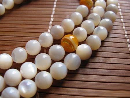 天价翡翠手镯视频砗磲遭遇滑铁卢！怎么回事儿？  第2张