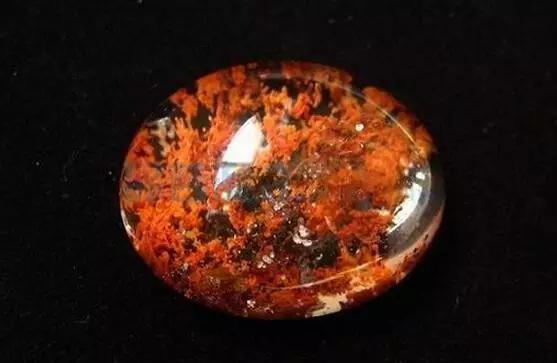 翡翠原石市场批发最具神秘感的水晶——“绿幽灵” 价格分析  第6张