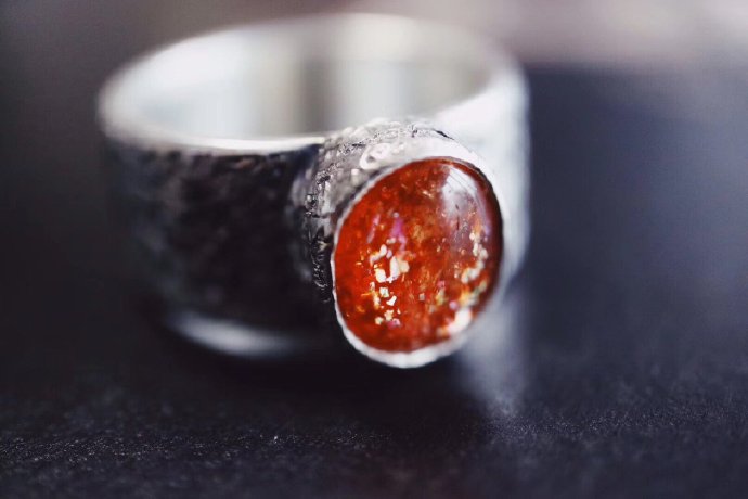 太阳石值钱吗？太阳石佩戴有什么讲究？  第5张