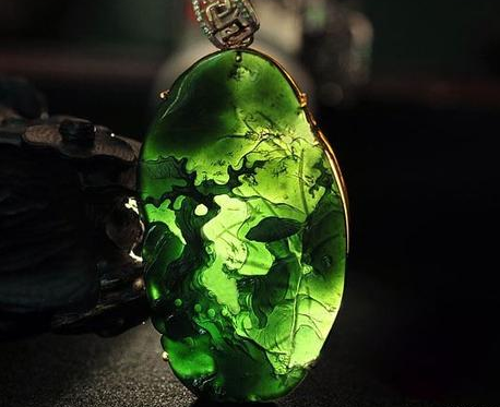 墨翠目前的市场价值如何？选购应注意哪些方面？  第8张