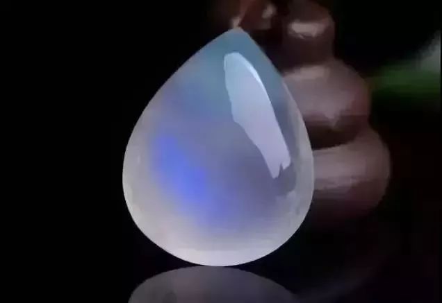 月光石如何选择更保值？  第15张