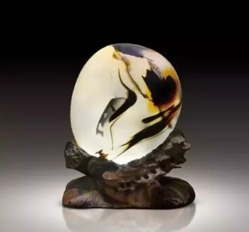 揭秘：一小块玉髓卖到了350万？  第2张