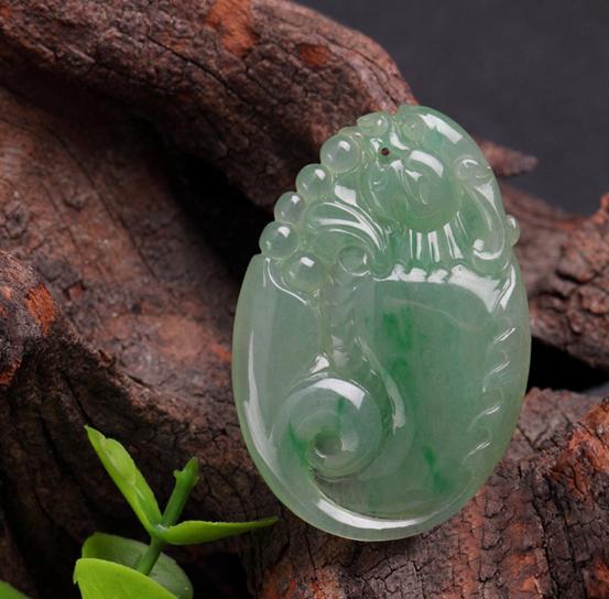 同样是翡翠“飘花”，价格却天差地别  第6张