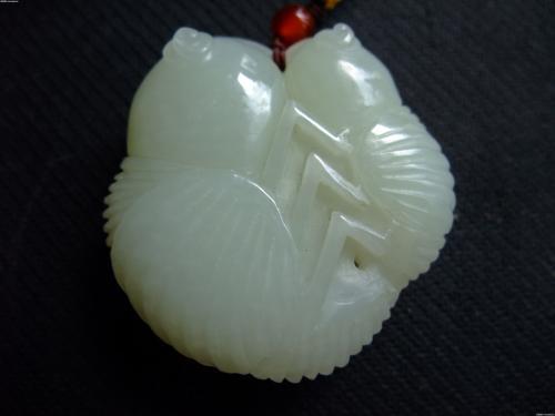 全国最大的玉石成品批发市场在哪里羊脂白玉与和田玉白玉十分相似，如何区分呢？  第2张