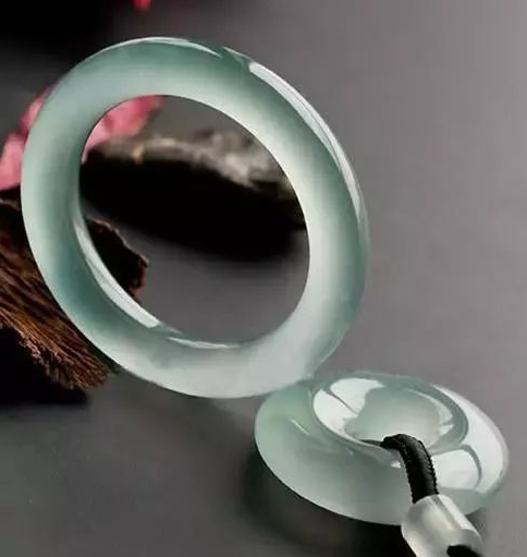 传言，翡翠能升值，具有投资价值，专家如何讲解  第6张