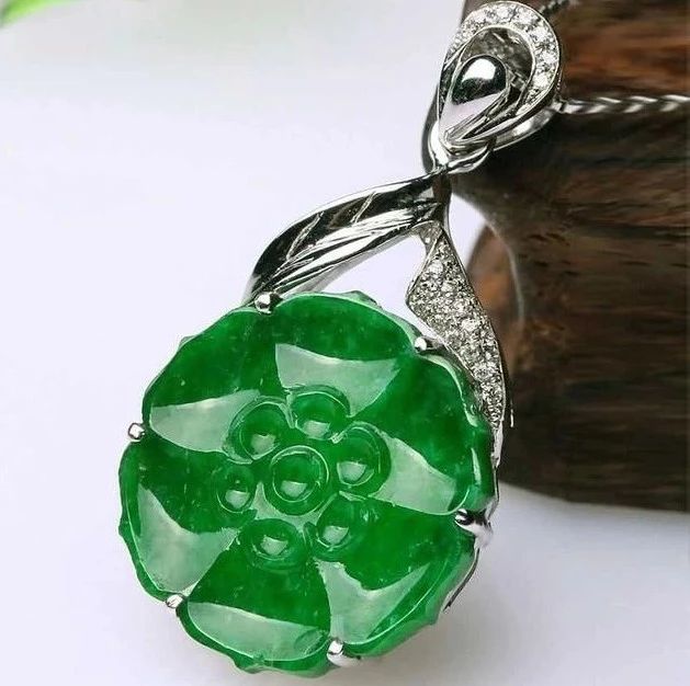 铁龙生翡翠到底值不值钱？  第5张