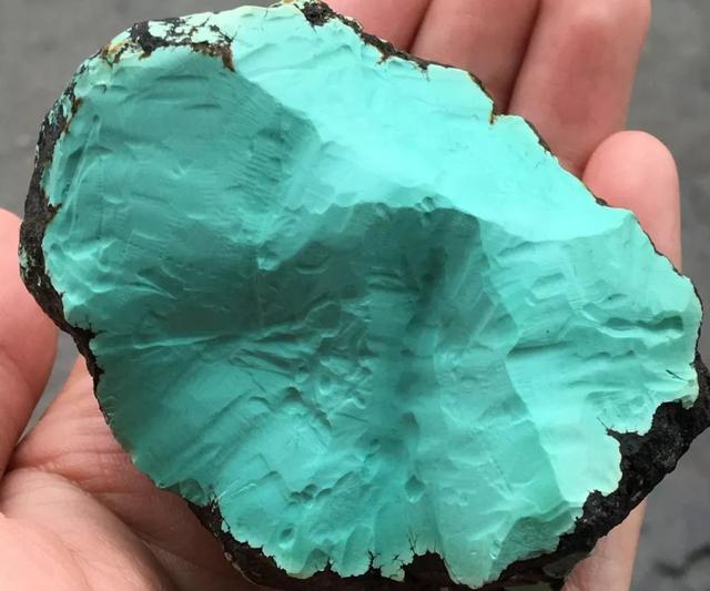 中国翡翠批发哪里出产的绿松石价值最高？  第3张