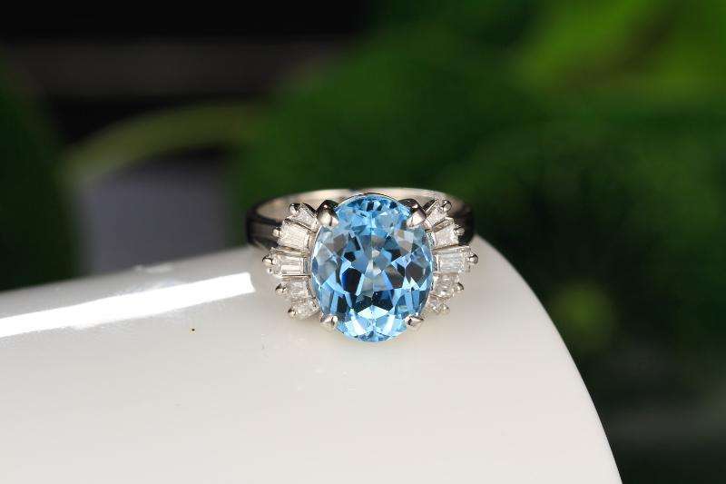 为什么喜欢用铂金来配钻石做钻戒？  第1张