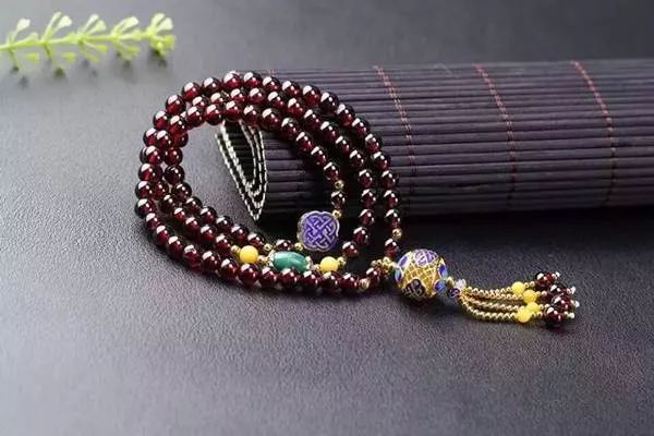 禹氏翡翠紫罗兰玉手镯石榴石手串流言大辟谣...  第8张