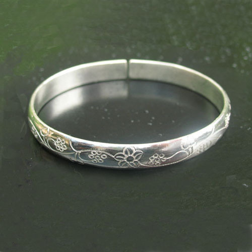 翡翠原石白色结晶银本位一直在， 白银价格随时可能暴涨  第3张