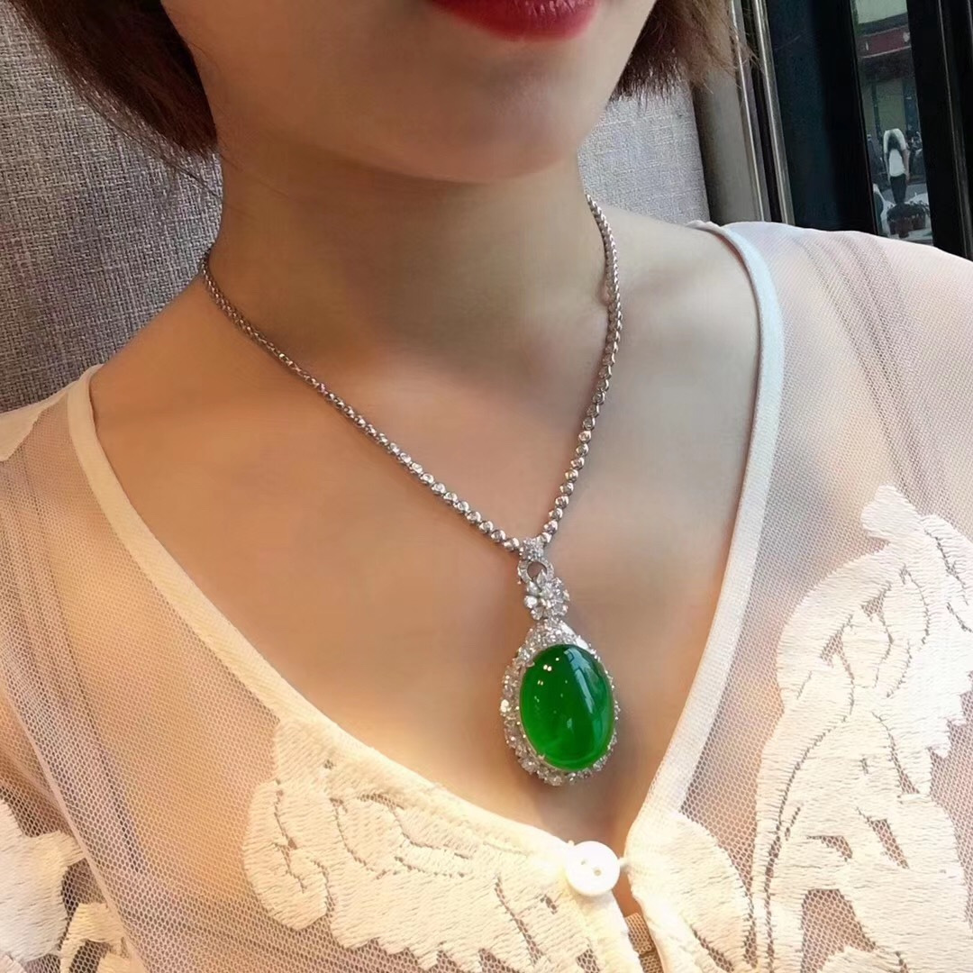 什么样的翡翠升值潜力更大，更具收藏价值呢？  第5张