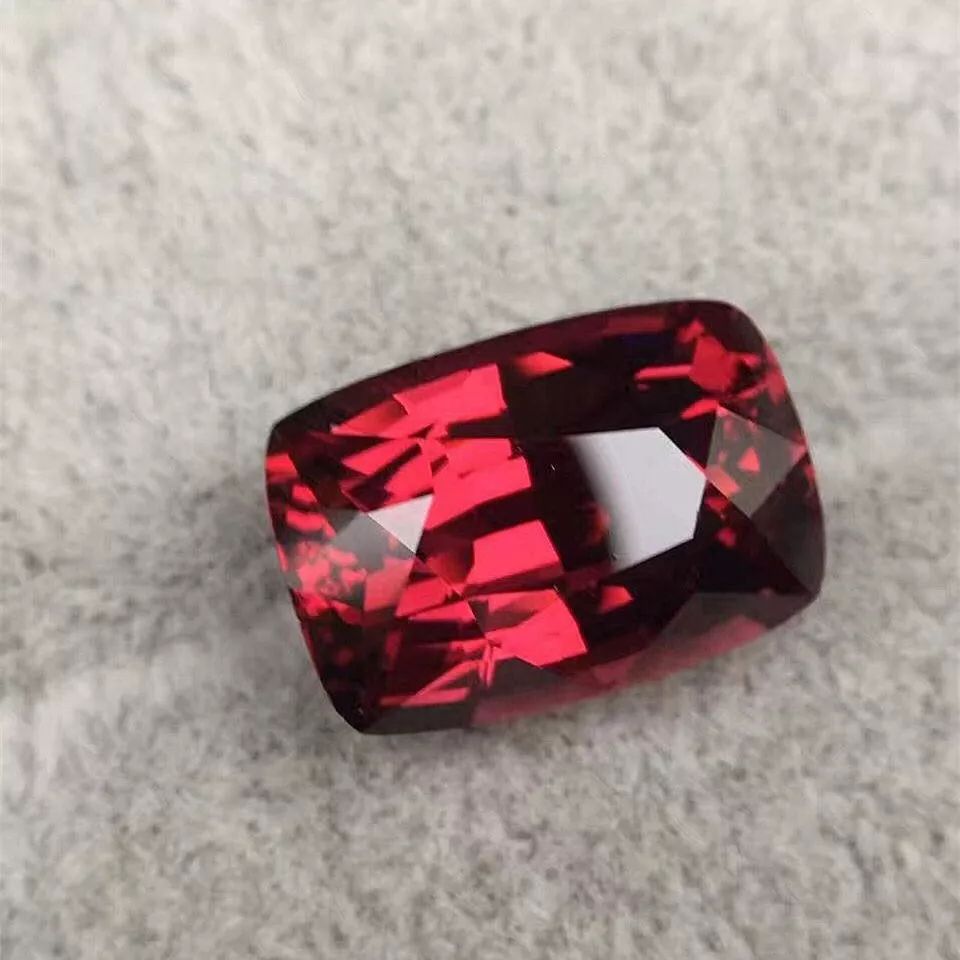 禹氏翡翠紫罗兰玉手镯石榴石手串流言大辟谣...  第11张