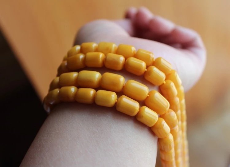 看天然琥珀价格走势，收藏价值如何？  第13张