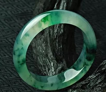 传言，翡翠能升值，具有投资价值，专家如何讲解  第5张