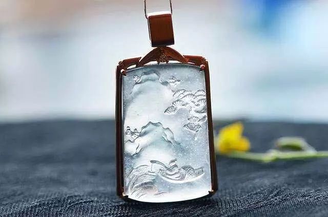 什么样的翡翠升值潜力更大，更具收藏价值呢？  第7张