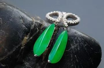 高档翡翠一年升值近五成！  第1张