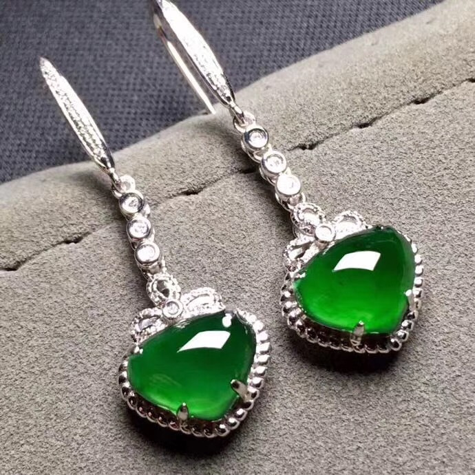 看清翡翠行业现状，正确把握机遇与挑战！  第8张