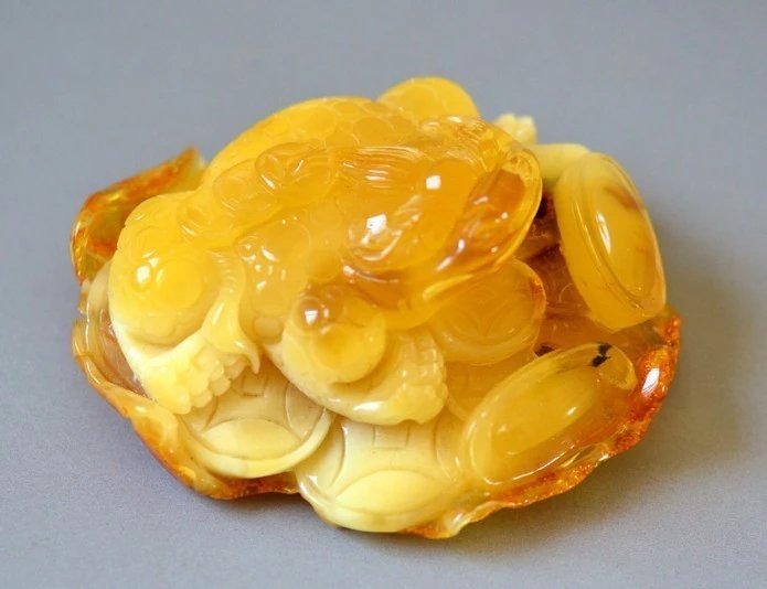 看天然琥珀价格走势，收藏价值如何？  第17张