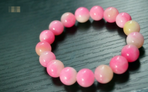 桃花玉是不是和田玉？  第4张