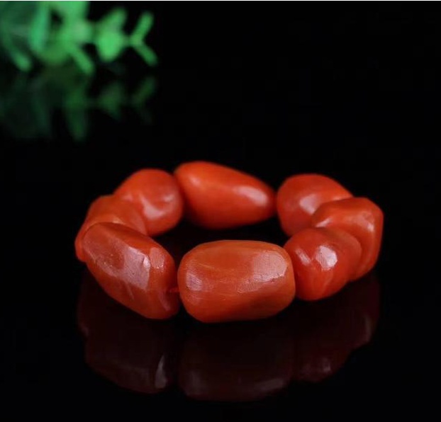 翡翠A货一般多钱南红玛瑙未来的市场趋势将如何？  第1张