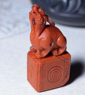 翡翠a货玉佛吊坠南红价格暴跌，未来南红价格发展趋势  第2张