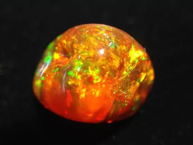 看似普通却最值钱，这些石头克价上万  第6张