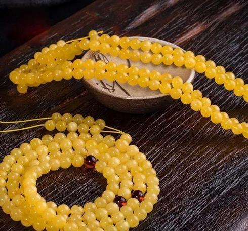 蜜蜡到底多少钱一克才算合理？这里有你不知道的行情秘密！  第3张