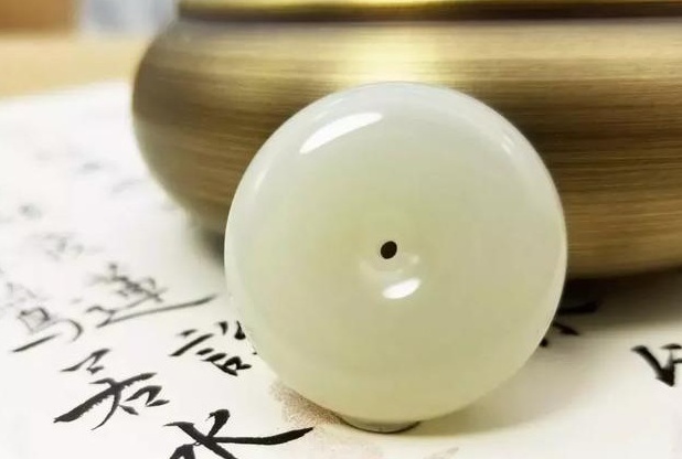 和田白玉太贵玩不起？那了解一下青白玉啊！  第3张