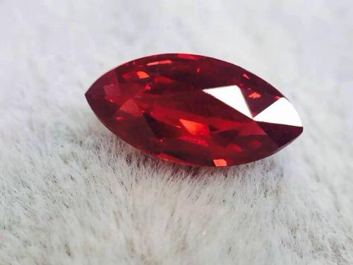 种水不好的翡翠哪些珠宝具有收藏价值？  第1张