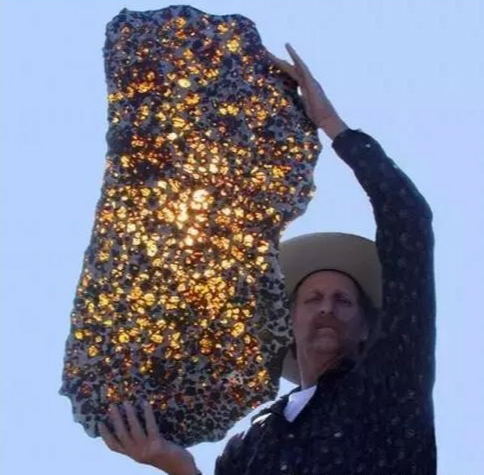 陨石实际价格多少？那种陨石最值钱？  第1张