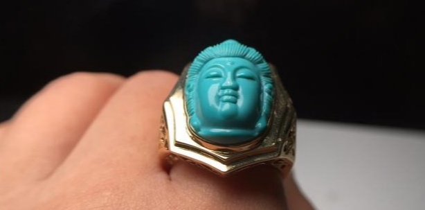 翡翠挂件摔坏了绿松石价格行情大揭秘！价格是否会一路攀升！  第2张