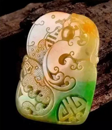 翡翠图片价格对照表近年来比较受大家喜欢的玉石都有哪些？  第7张