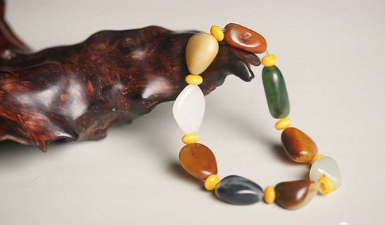 缅甸为什么翡翠多什么样的和田玉会暴涨？  第6张