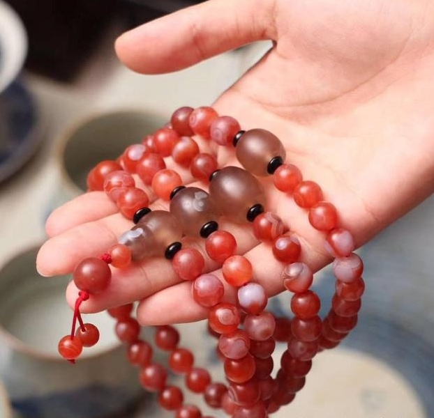 翡翠A货一般多钱南红玛瑙未来的市场趋势将如何？  第3张