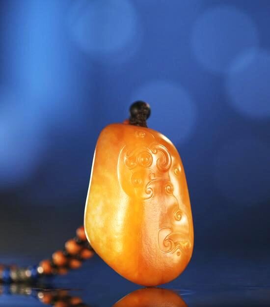 翡翠手镯摔裂价值黄沁籽料的价格为什么那么高？和田玉新老玩家必看  第10张