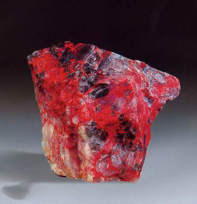 翡翠镶嵌价格中国“四大奇石”之一的鸡血石，有收藏价值吗？  第1张