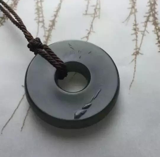 翡翠龙凤挂件哪些和田青玉最具收藏价值  第3张